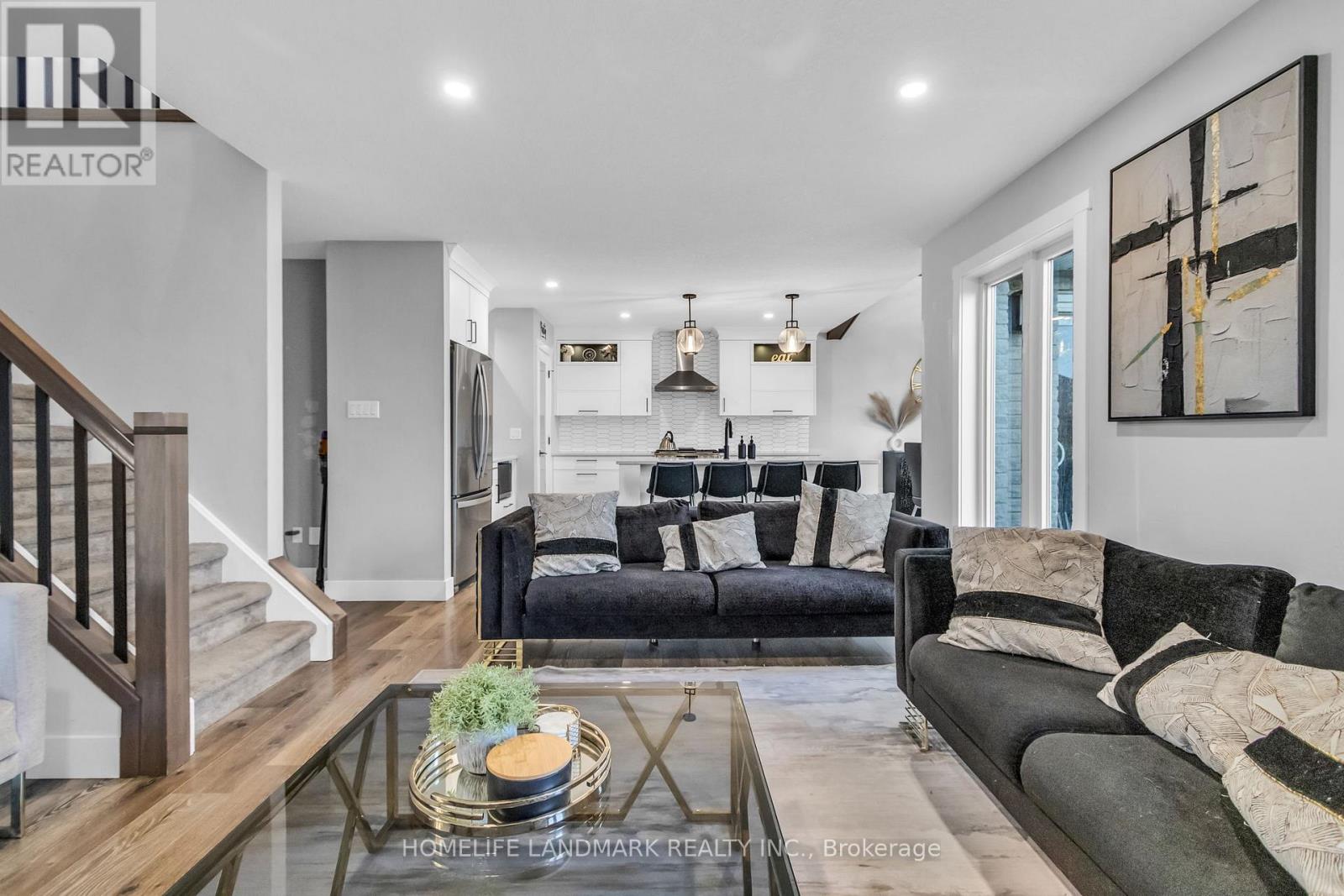 2 AUBURN DRIVE, St. Thomas, Ontario, N5R0K1 — Photo 8