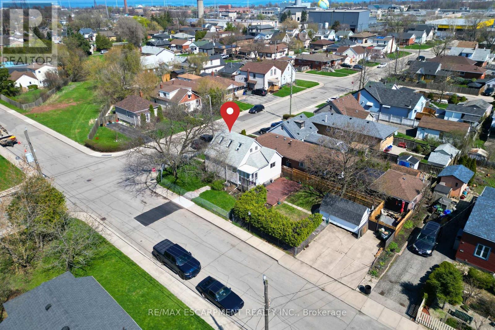 180 MEAD AVENUE, Hamilton (Parkview), Ontario, L8H3V1 — Photo 2