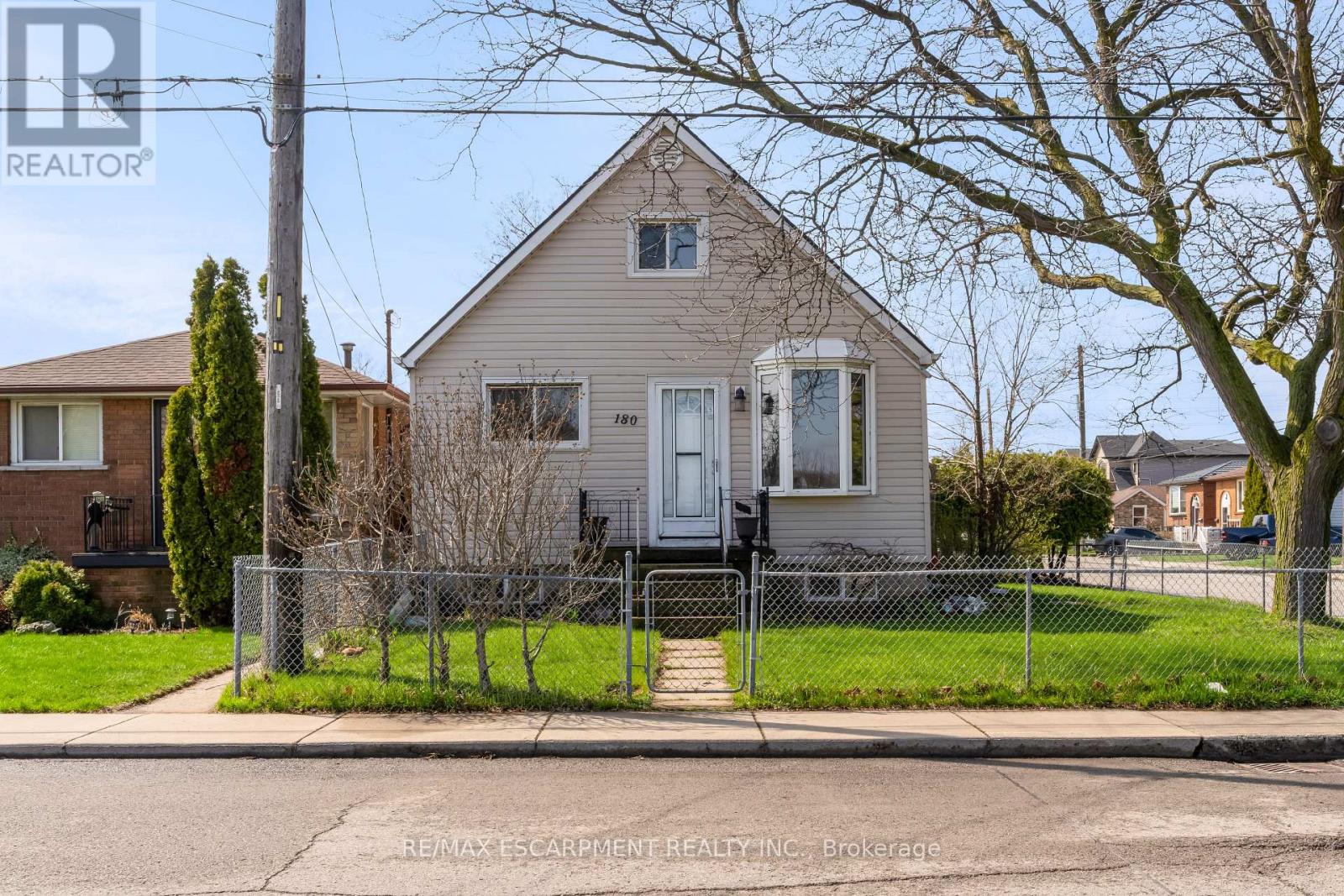 180 MEAD AVENUE, Hamilton (Parkview), Ontario, L8H3V1 — Photo 3