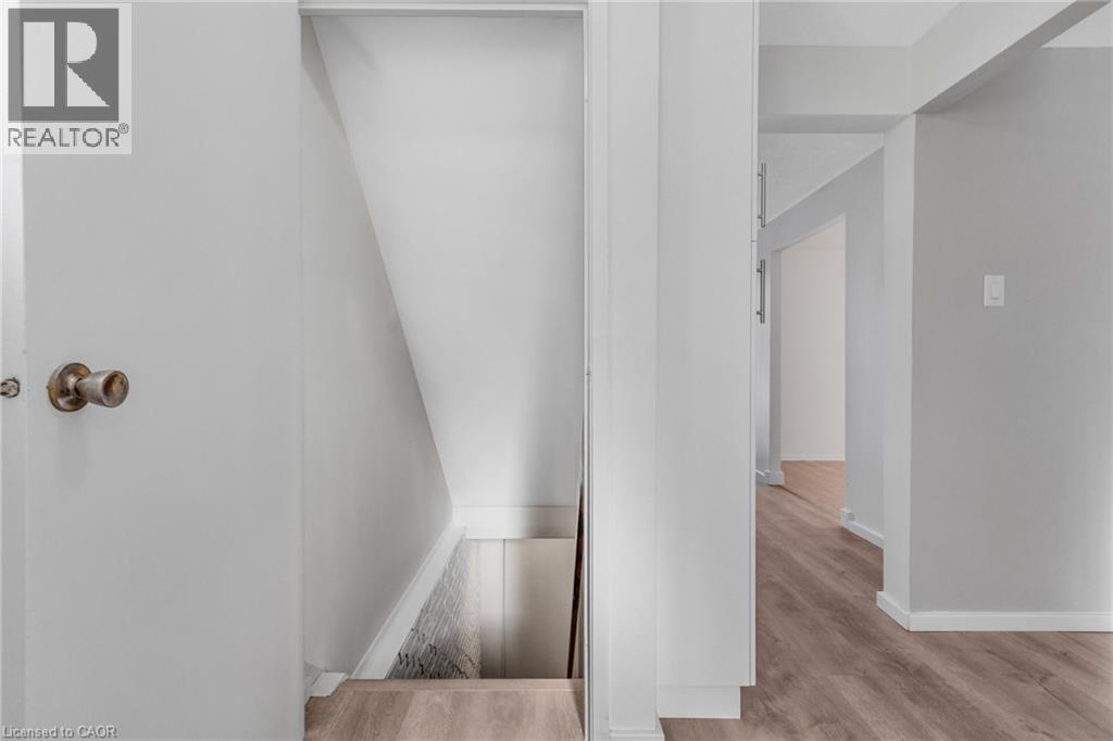 111 MANOR Drive, Kitchener, Ontario, N2A2T9 — Photo 21