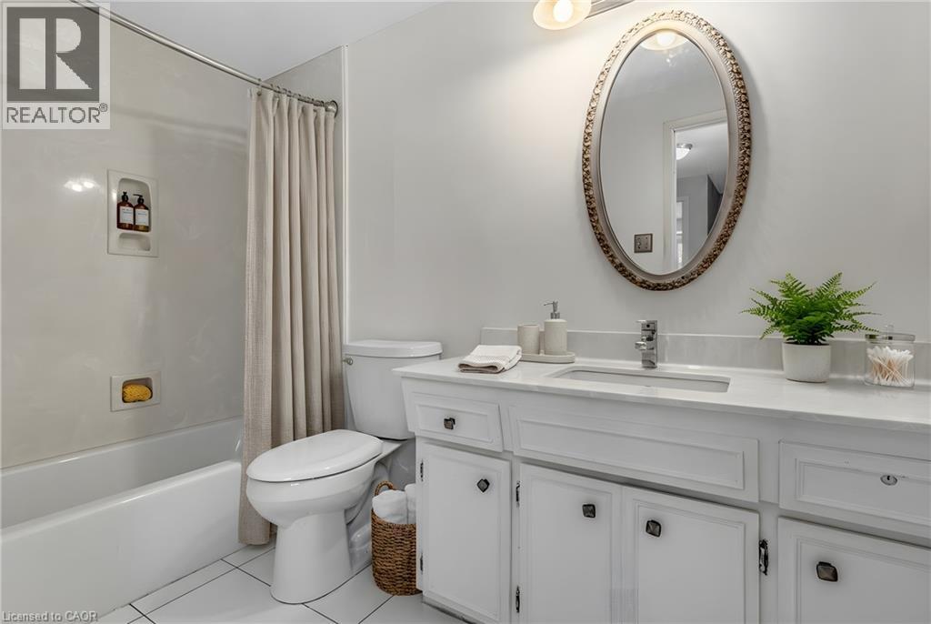 111 MANOR Drive, Kitchener, Ontario, N2A2T9 — Photo 24