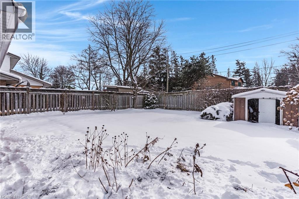 111 MANOR Drive, Kitchener, Ontario, N2A2T9 — Photo 43
