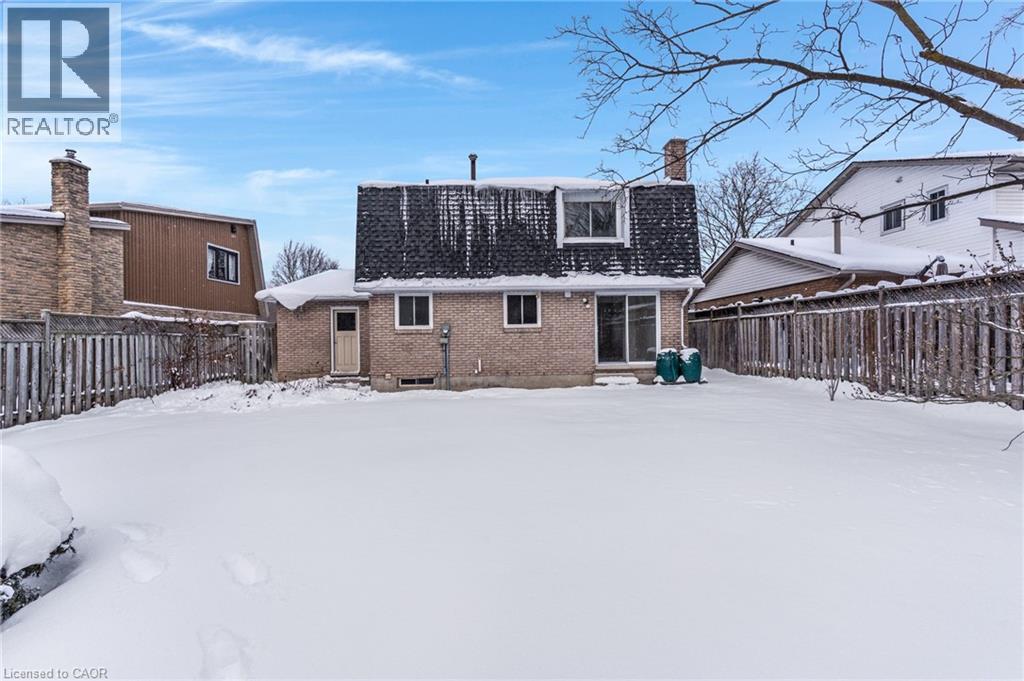 111 MANOR Drive, Kitchener, Ontario, N2A2T9 — Photo 45