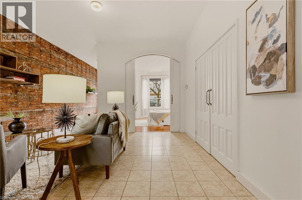 163 VICTORIA Avenue N, Hamilton, Ontario, L8L5E9 — Photo 6