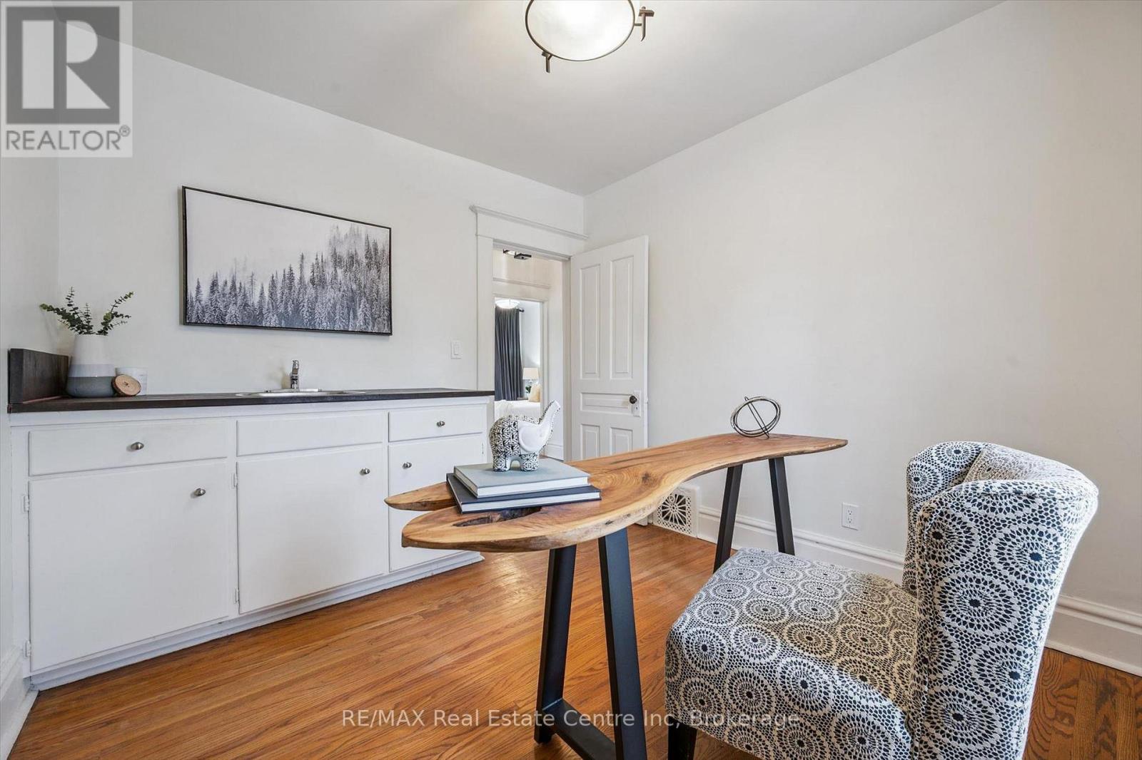 166 WATERLOO AVENUE, Guelph (Downtown), Ontario, N1H3J1 — Photo 12