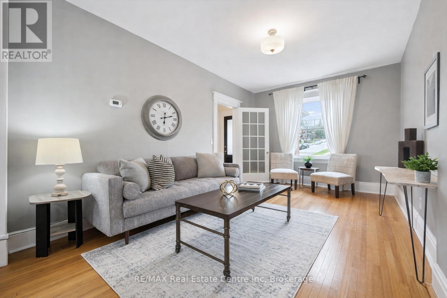 166 WATERLOO AVENUE, Guelph (Downtown), Ontario, N1H3J1 — Photo 4