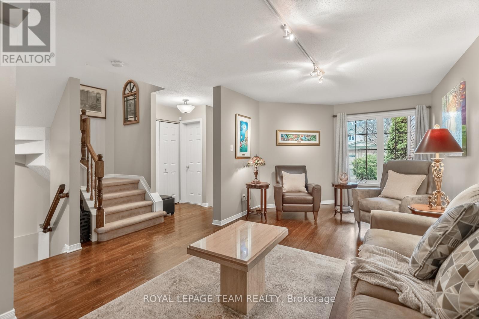 9 BOREALIS CRESCENT, Ottawa, Ontario, K1K4T4 — Photo 4