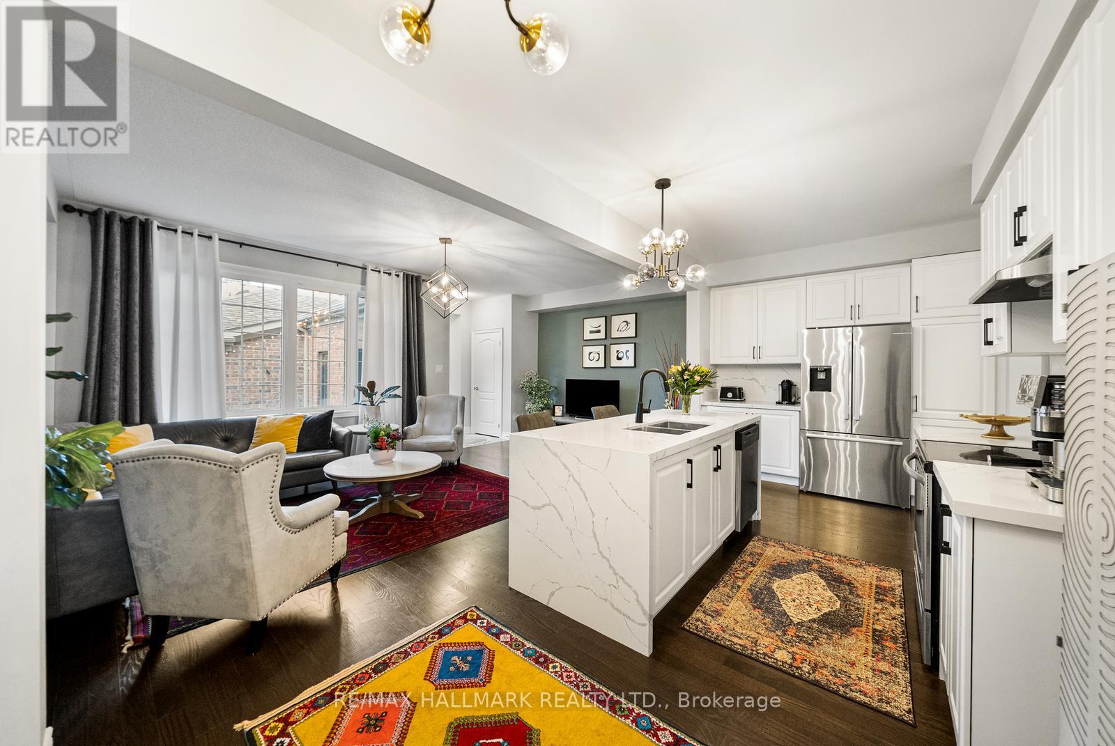 7 CARRATUCK STREET, East Gwillimbury (Sharon), Ontario, L9N0S5 — Photo 11