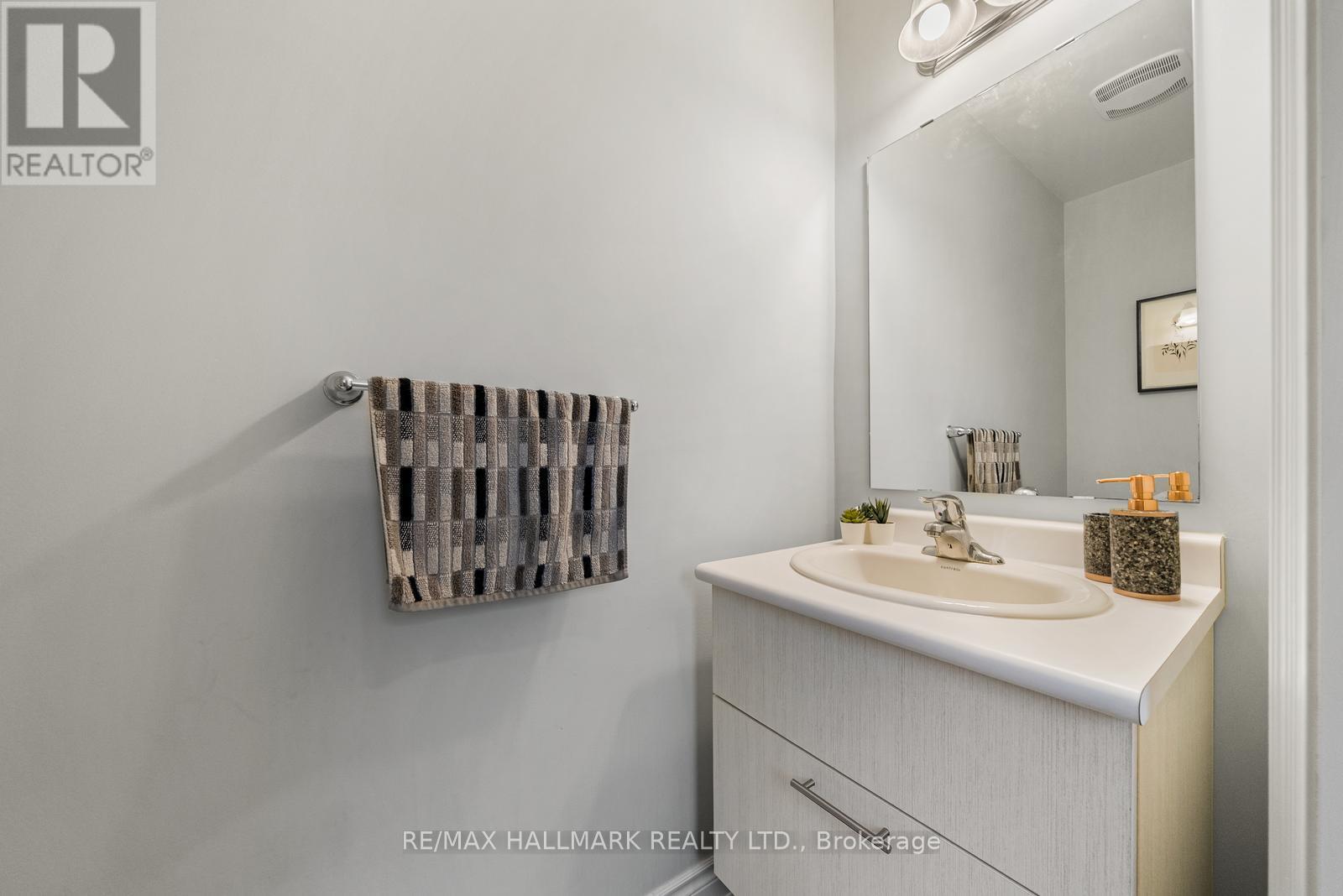 7 CARRATUCK STREET, East Gwillimbury (Sharon), Ontario, L9N0S5 — Photo 21