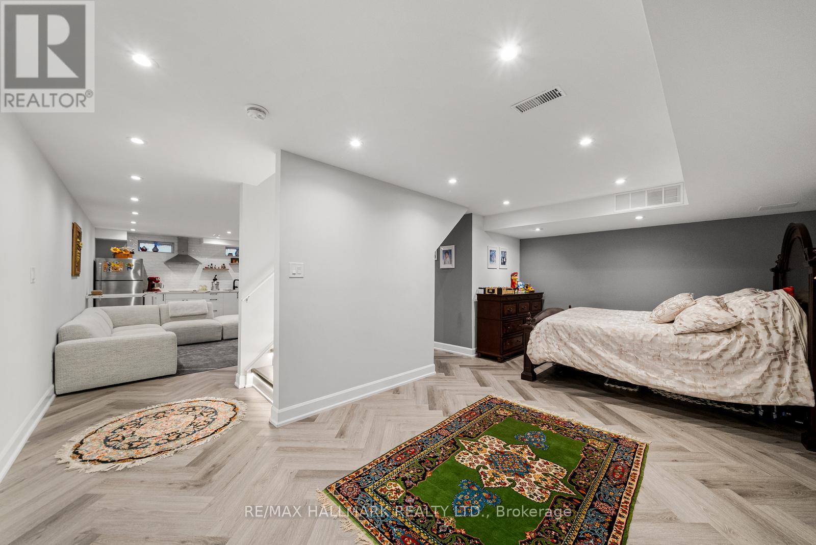 7 CARRATUCK STREET, East Gwillimbury (Sharon), Ontario, L9N0S5 — Photo 45