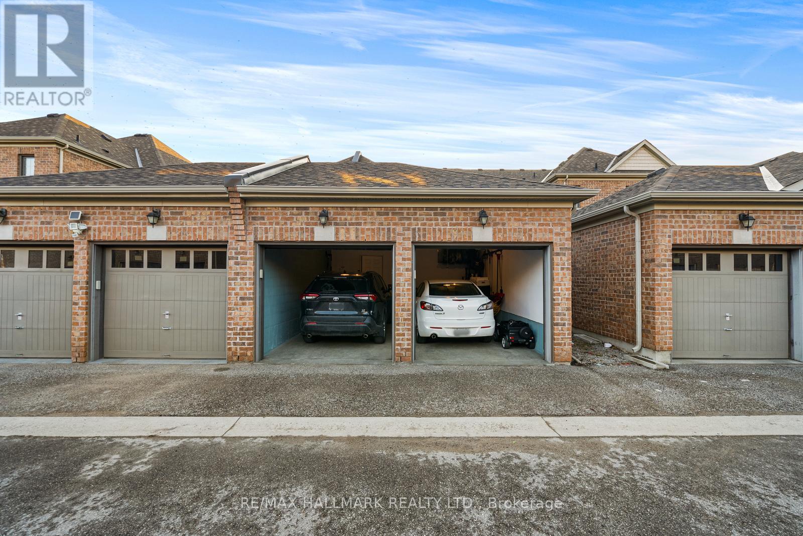 7 CARRATUCK STREET, East Gwillimbury (Sharon), Ontario, L9N0S5 — Photo 48