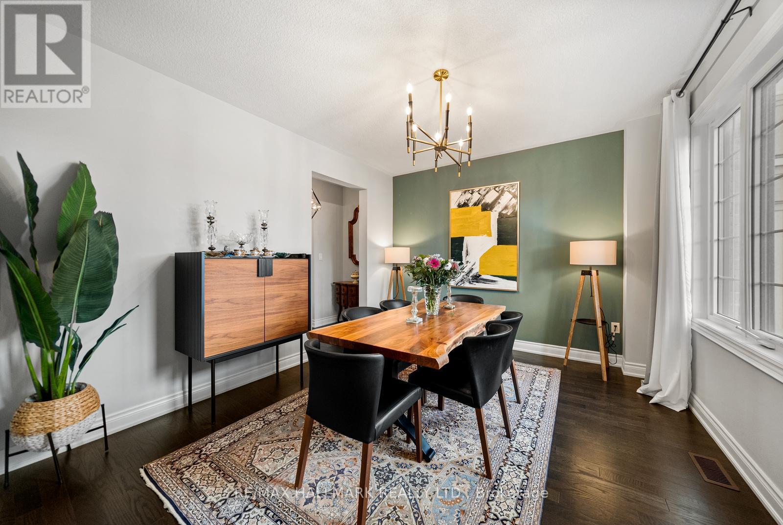 7 CARRATUCK STREET, East Gwillimbury (Sharon), Ontario, L9N0S5 — Photo 6