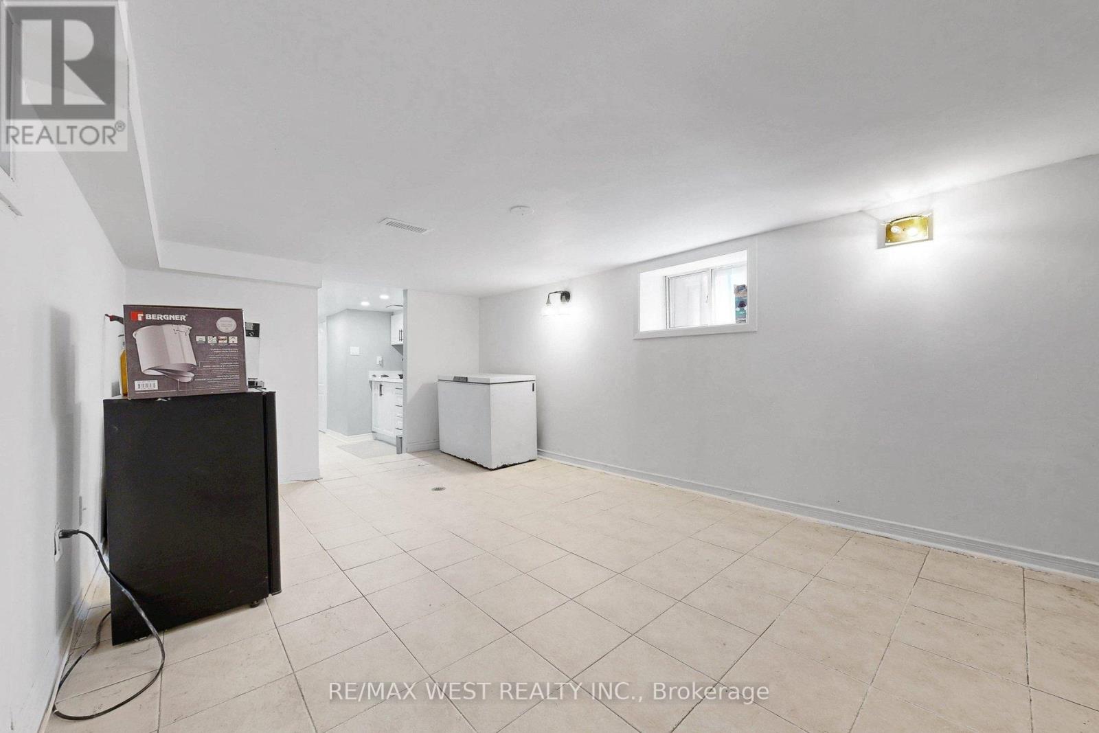 538 MCROBERTS AVENUE, Toronto (Caledonia-Fairbank), Ontario, M6E4R6 — Photo 18