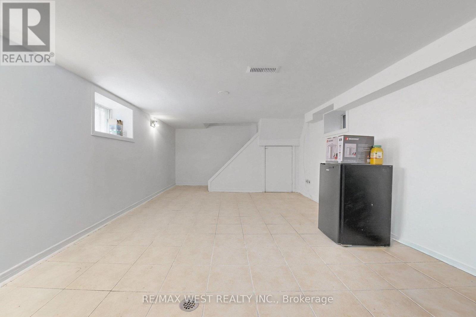 538 MCROBERTS AVENUE, Toronto (Caledonia-Fairbank), Ontario, M6E4R6 — Photo 19