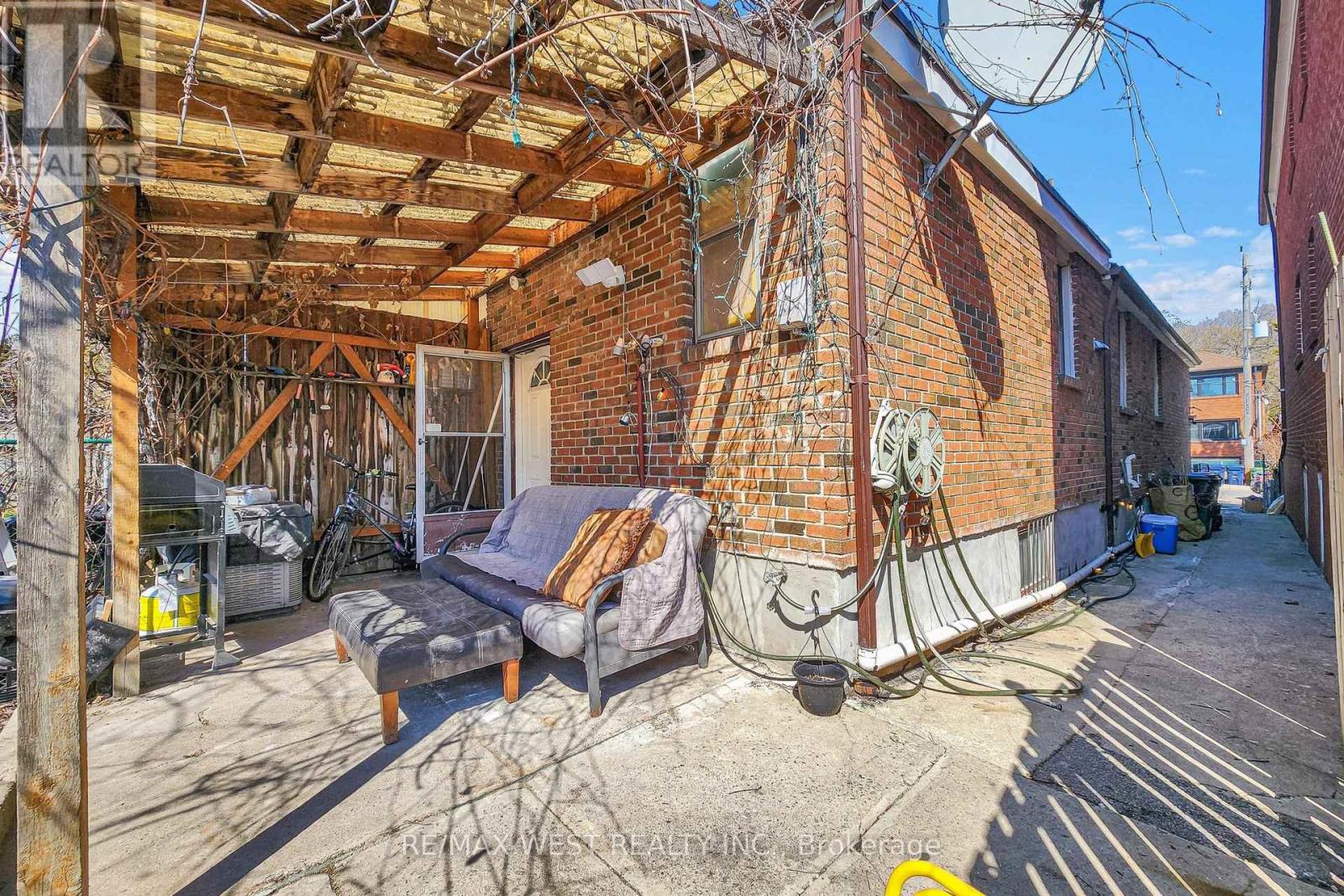 538 MCROBERTS AVENUE, Toronto (Caledonia-Fairbank), Ontario, M6E4R6 — Photo 28