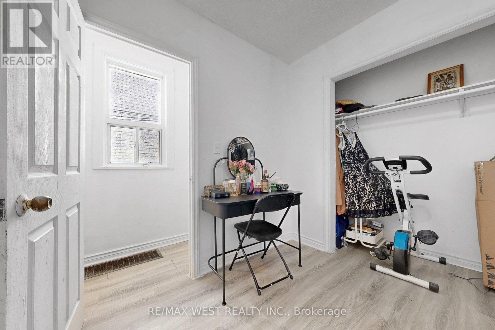 538 MCROBERTS AVENUE, Toronto (Caledonia-Fairbank), Ontario, M6E4R6 — Photo 7