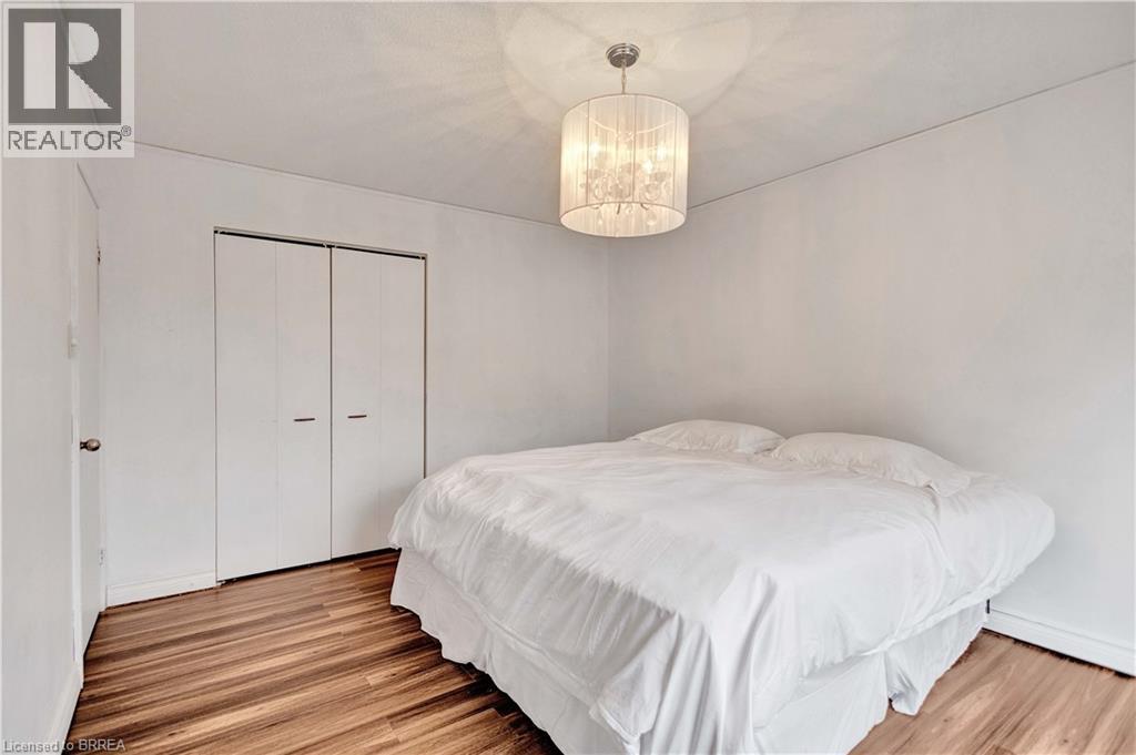 26 OCTOBER Place, Brantford, Ontario, N3R7B4 — Photo 14