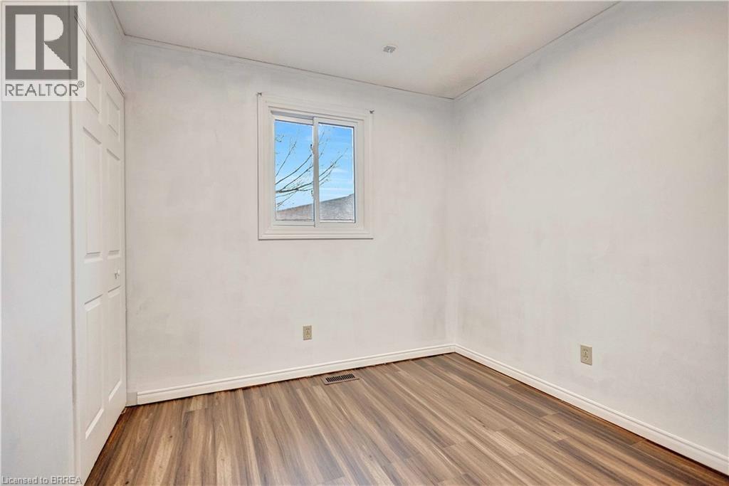 26 OCTOBER Place, Brantford, Ontario, N3R7B4 — Photo 18