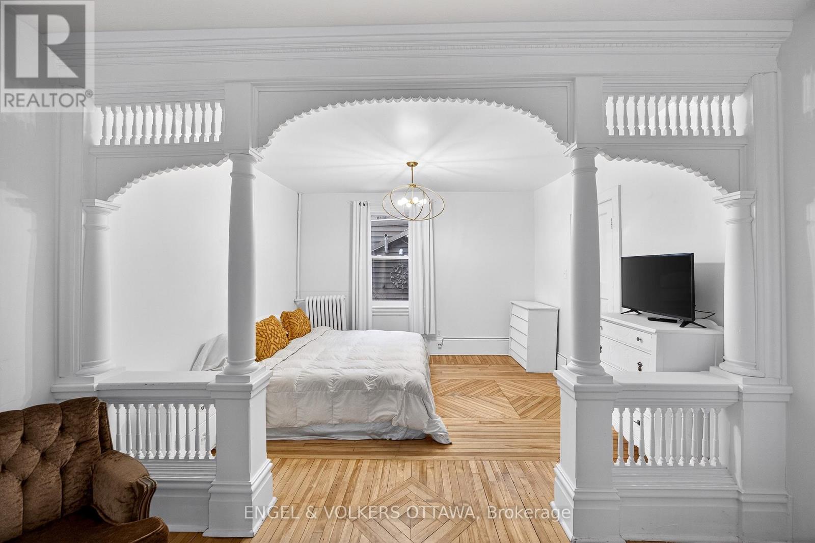 86 BRUYERE STREET, Ottawa, Ontario, K1N5C6 — Photo 9