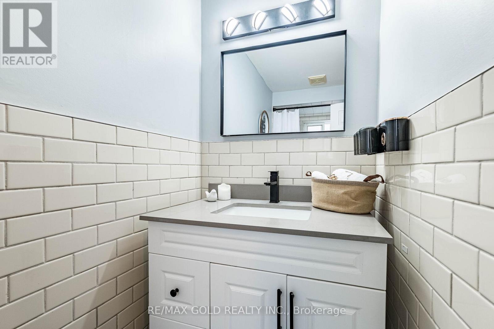 52 GARFIELD CRESCENT, Brampton (Brampton North), Ontario, L6V1V8 — Photo 10