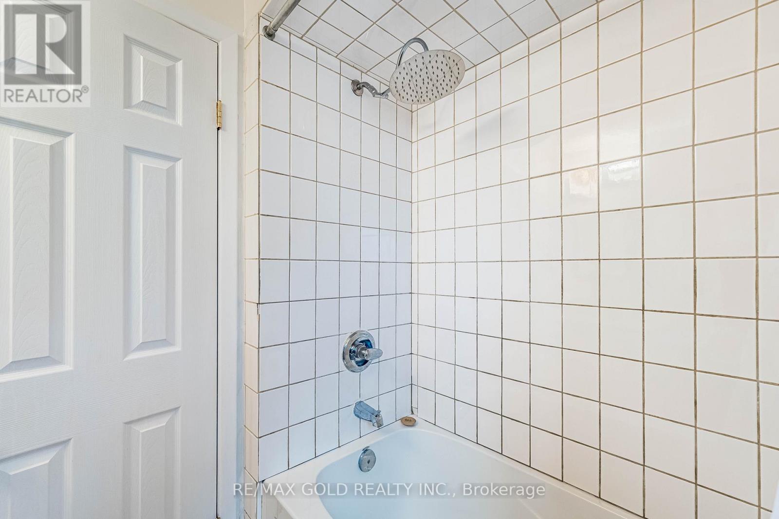 52 GARFIELD CRESCENT, Brampton (Brampton North), Ontario, L6V1V8 — Photo 33