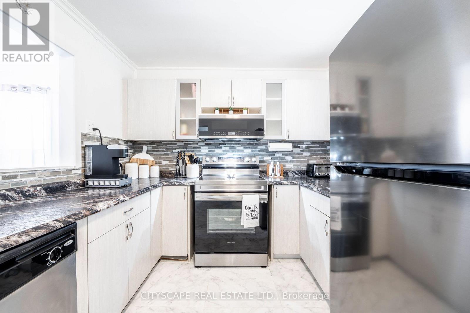 5073 KITCHENER STREET, Niagara Falls (Clifton Hill), Ontario, L2G1B1 — Photo 15