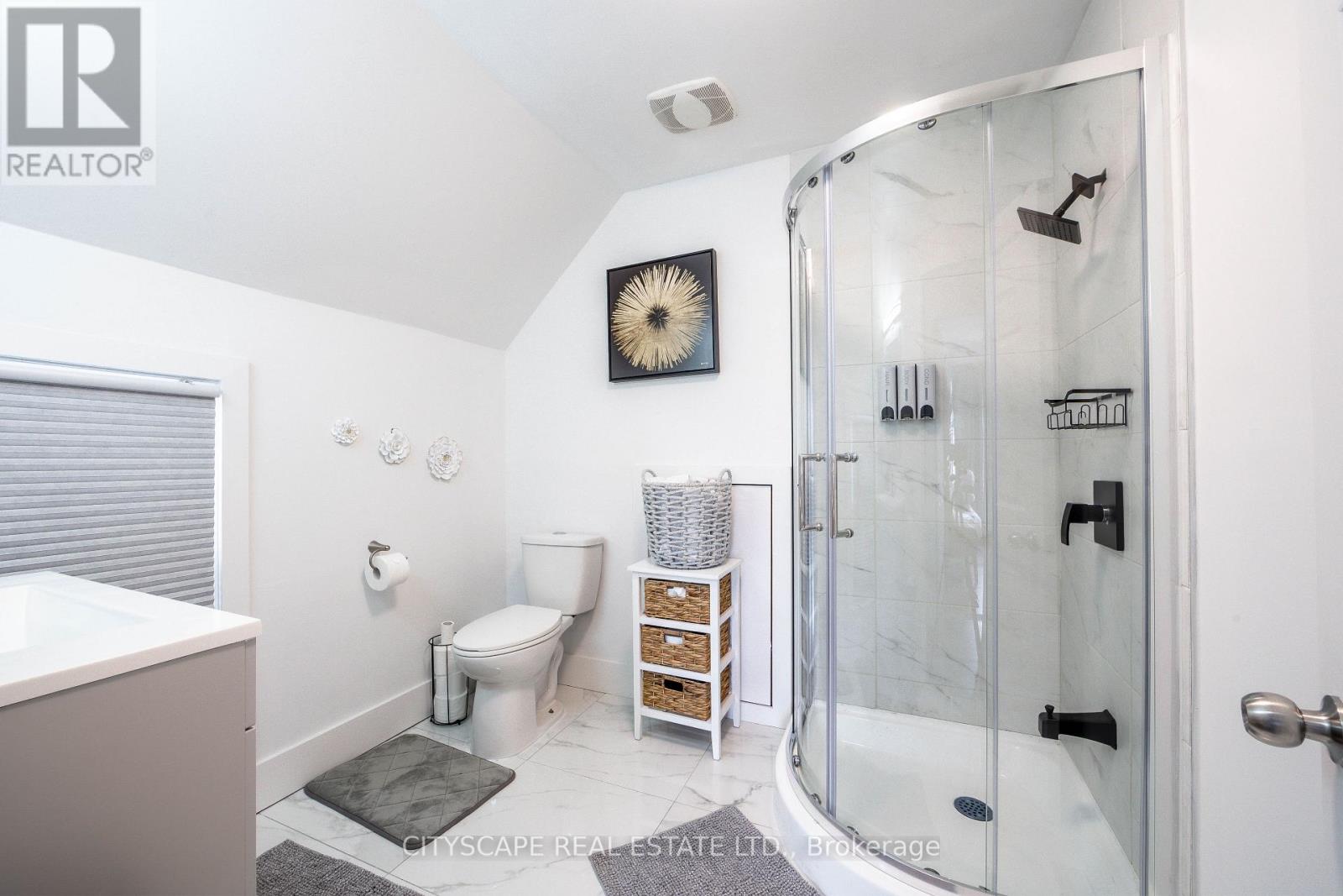 5073 KITCHENER STREET, Niagara Falls (Clifton Hill), Ontario, L2G1B1 — Photo 23