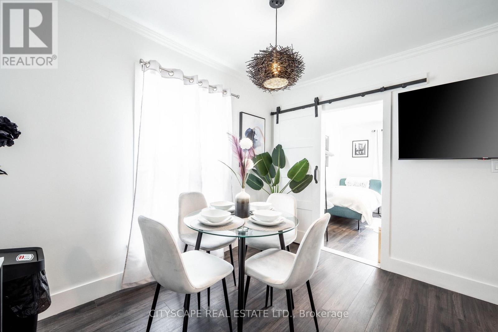 5073 KITCHENER STREET, Niagara Falls (Clifton Hill), Ontario, L2G1B1 — Photo 7