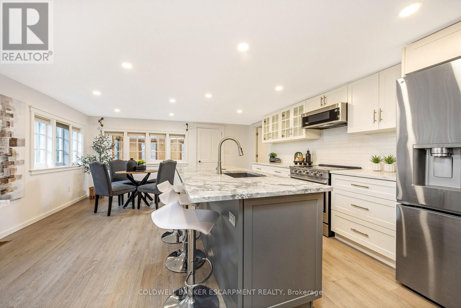 14 LAURINE AVENUE, Guelph (St. George's), Ontario, N1E4M9 — Photo 11