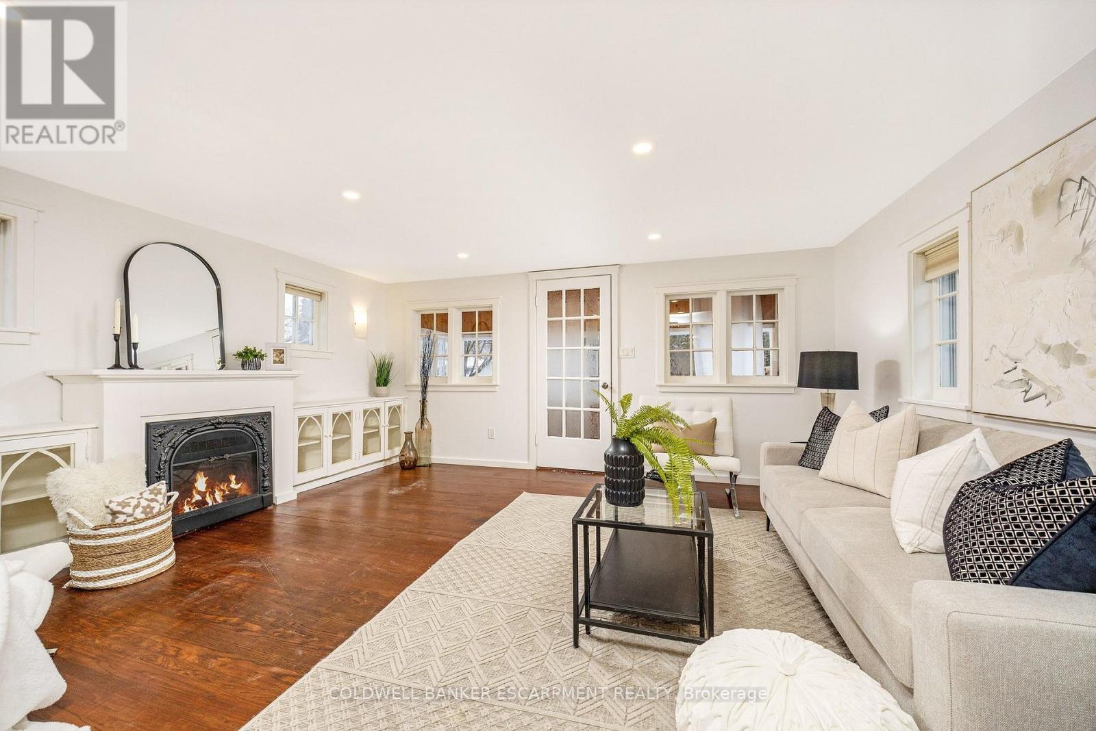 14 LAURINE AVENUE, Guelph (St. George's), Ontario, N1E4M9 — Photo 6