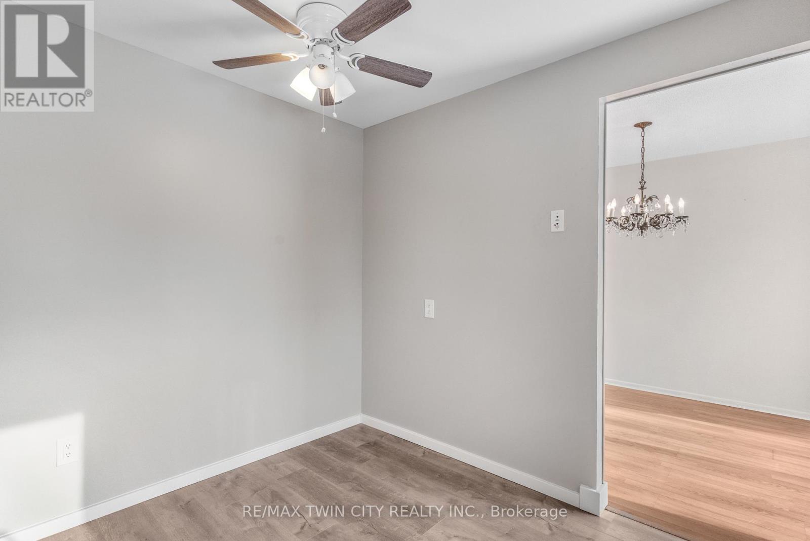 111 MANOR DRIVE, Kitchener, Ontario, N2A2T9 — Photo 18