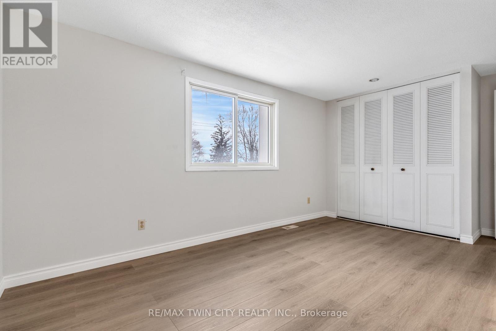 111 MANOR DRIVE, Kitchener, Ontario, N2A2T9 — Photo 34