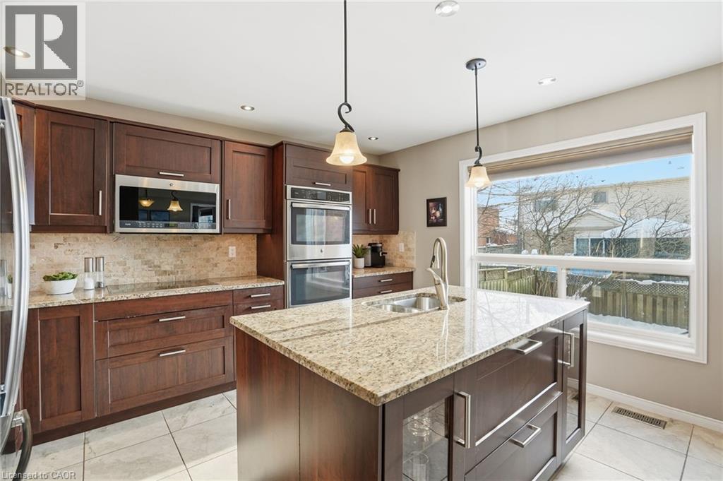 73 RILEY Street, Waterdown, Ontario, L8B0P9 — Photo 11