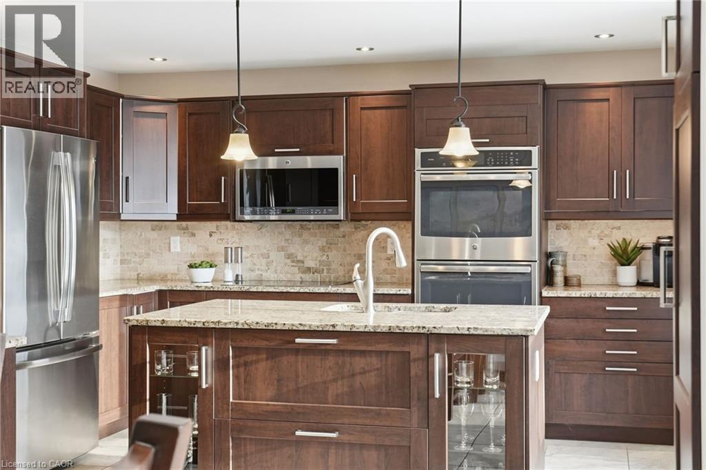 73 RILEY Street, Waterdown, Ontario, L8B0P9 — Photo 12