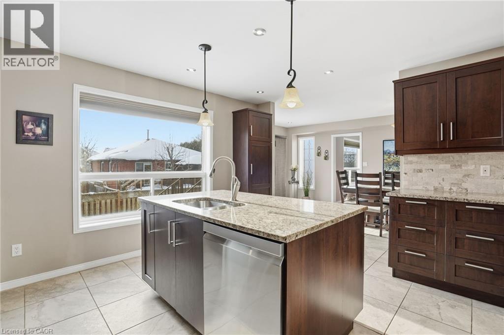 73 RILEY Street, Waterdown, Ontario, L8B0P9 — Photo 14