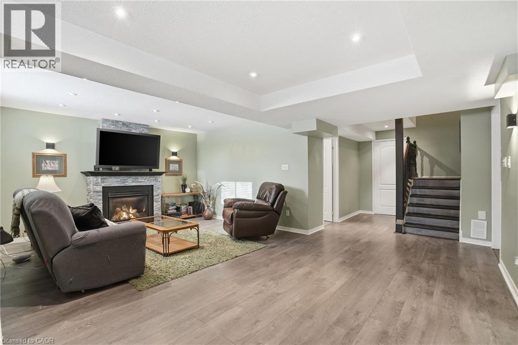 73 RILEY Street, Waterdown, Ontario, L8B0P9 — Photo 28