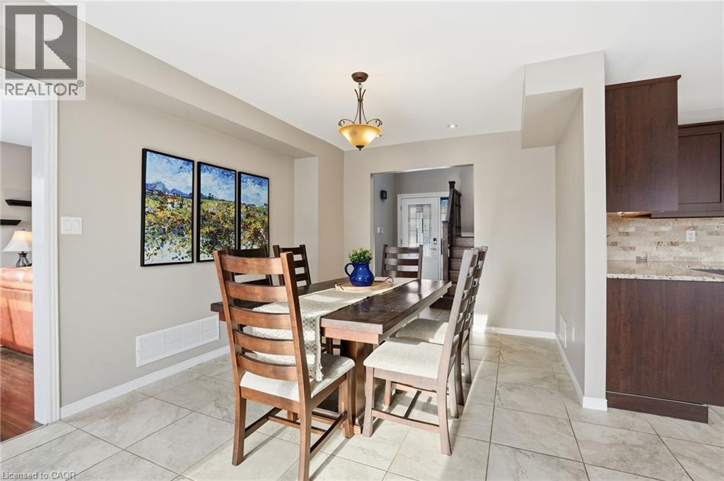 73 RILEY Street, Waterdown, Ontario, L8B0P9 — Photo 7