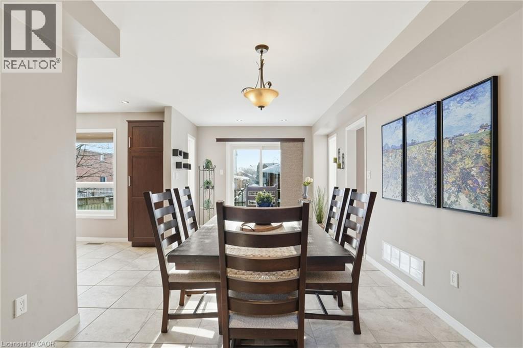 73 RILEY Street, Waterdown, Ontario, L8B0P9 — Photo 8