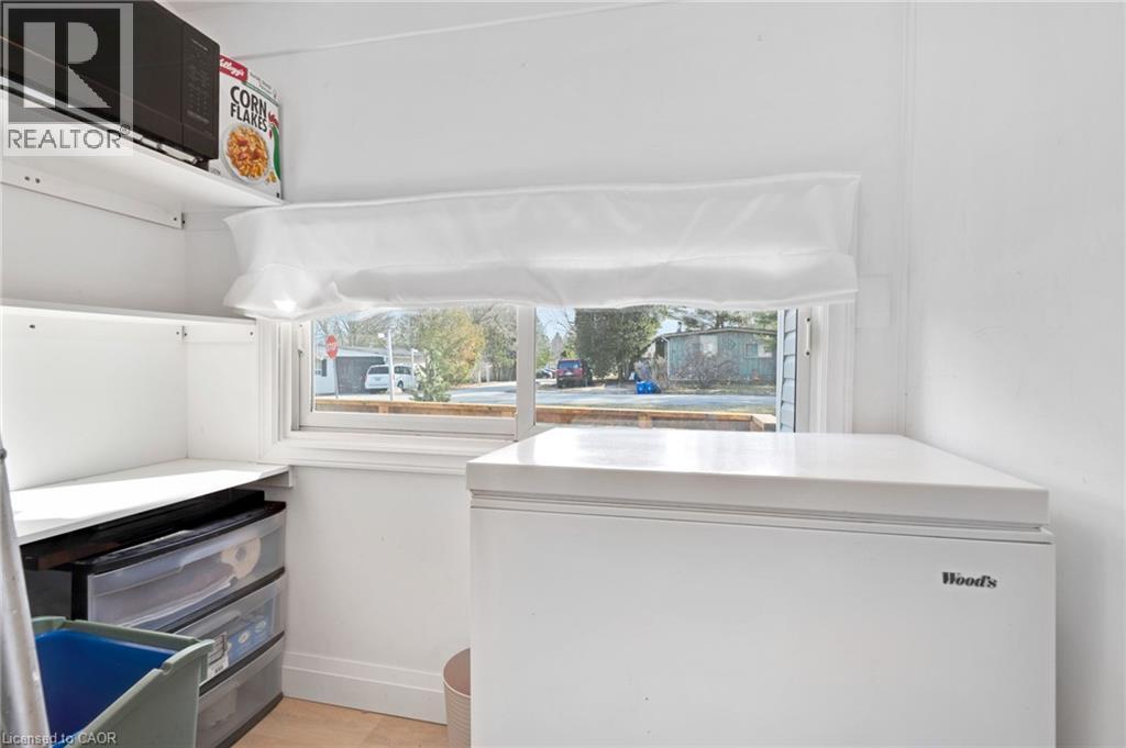 28 MACPHERSON Crescent, Flamborough, Ontario, N0B2J0 — Photo 14