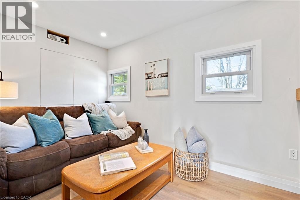28 MACPHERSON Crescent, Flamborough, Ontario, N0B2J0 — Photo 19