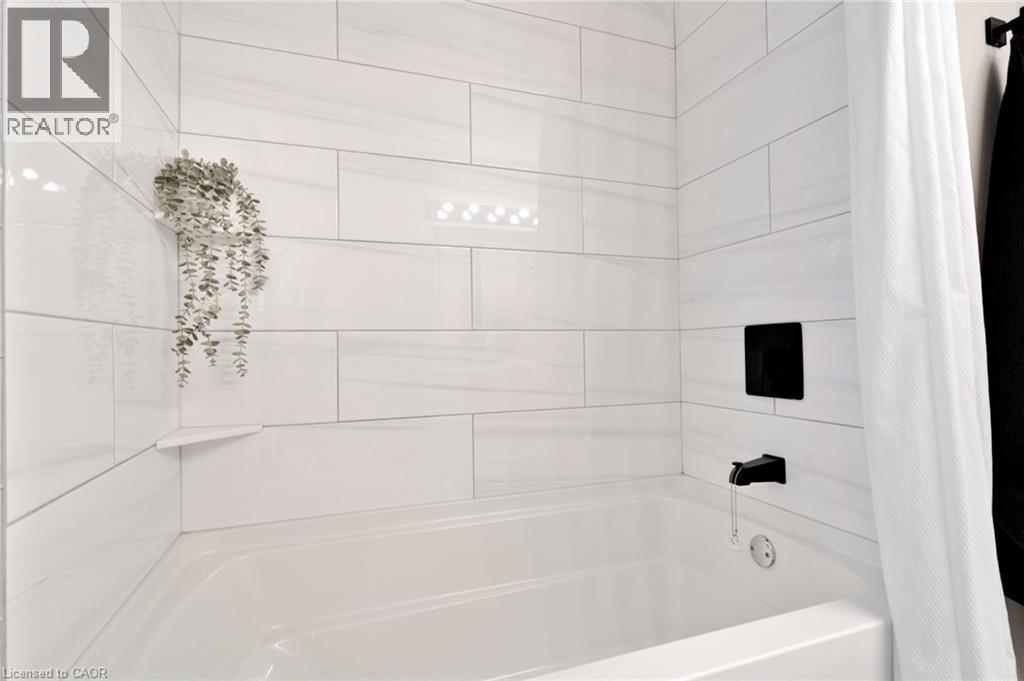 28 MACPHERSON Crescent, Flamborough, Ontario, N0B2J0 — Photo 29