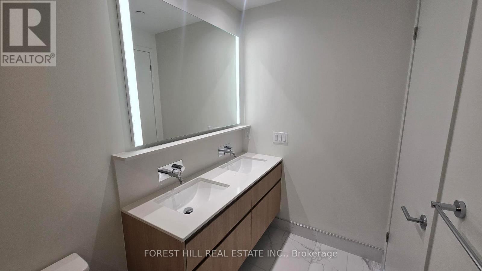 402 - 322 DUPONT STREET, Toronto (Annex), Ontario, M5R0E3 — Photo 8