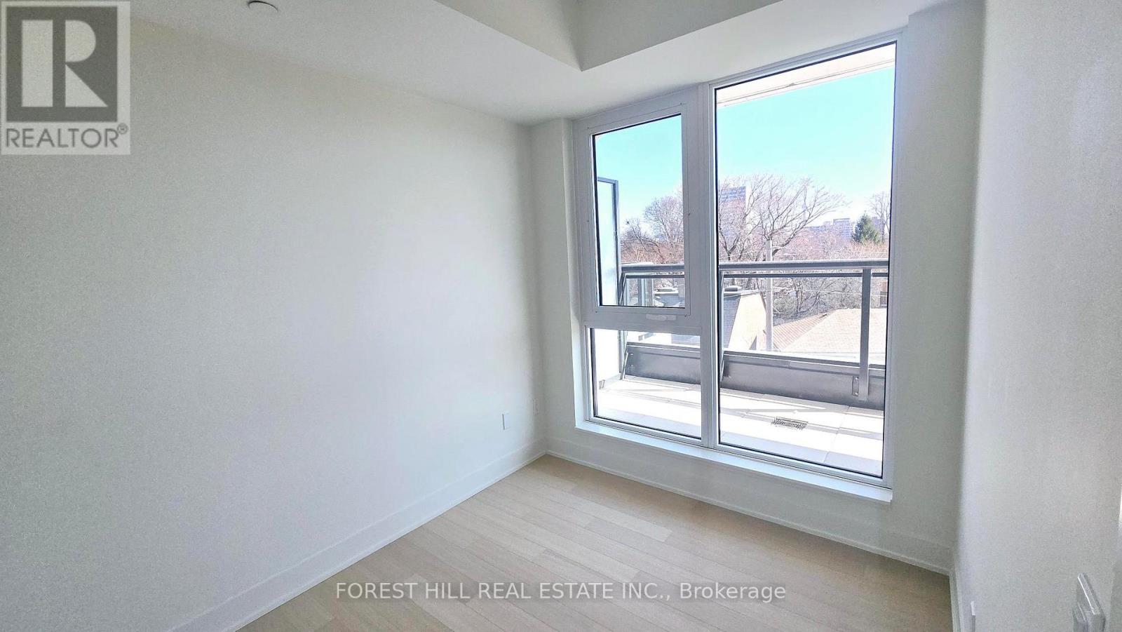 402 - 322 DUPONT STREET, Toronto (Annex), Ontario, M5R0E3 — Photo 9