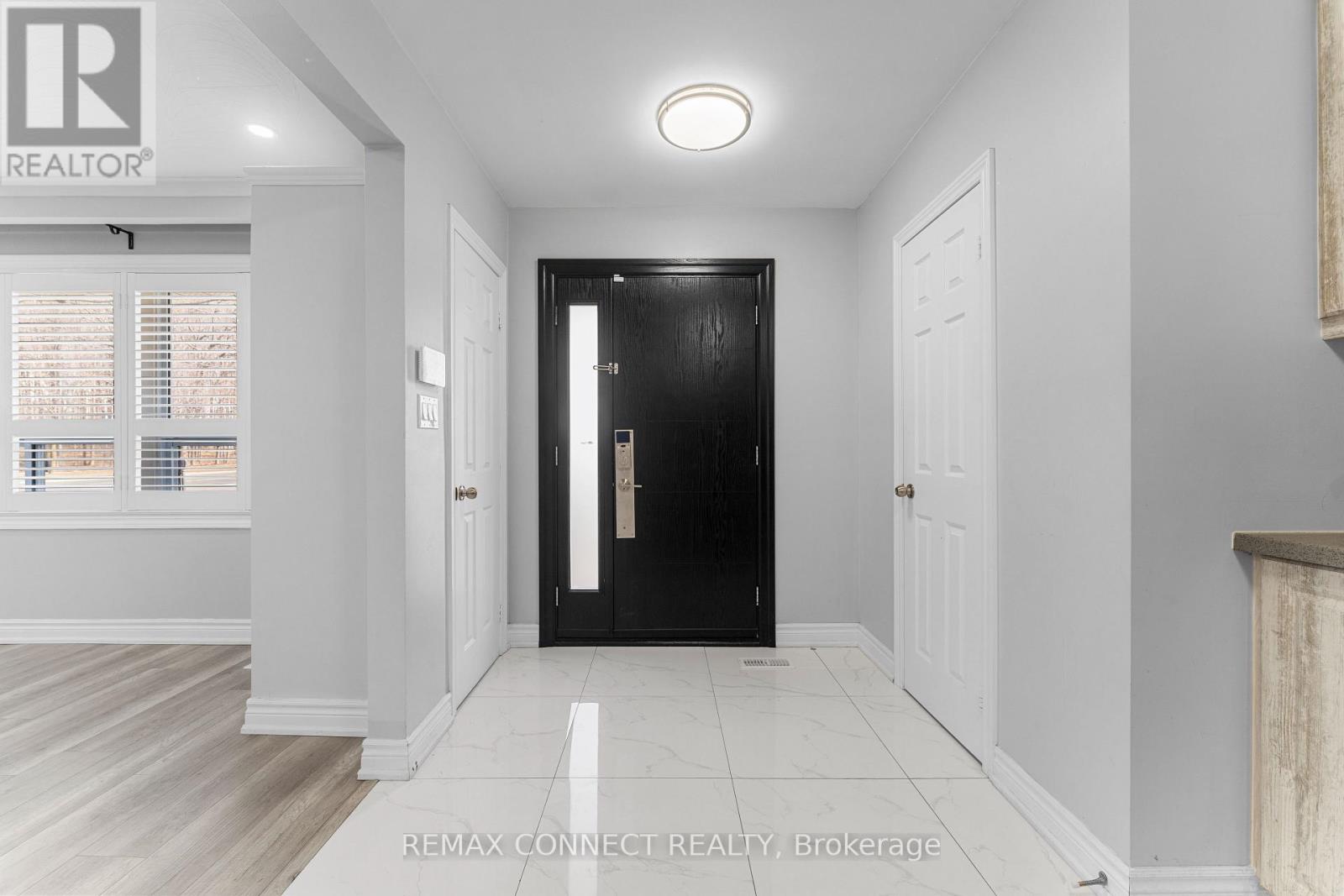 54 SARATOGA DRIVE, Toronto (Bendale), Ontario, M1P4J1 — Photo 2