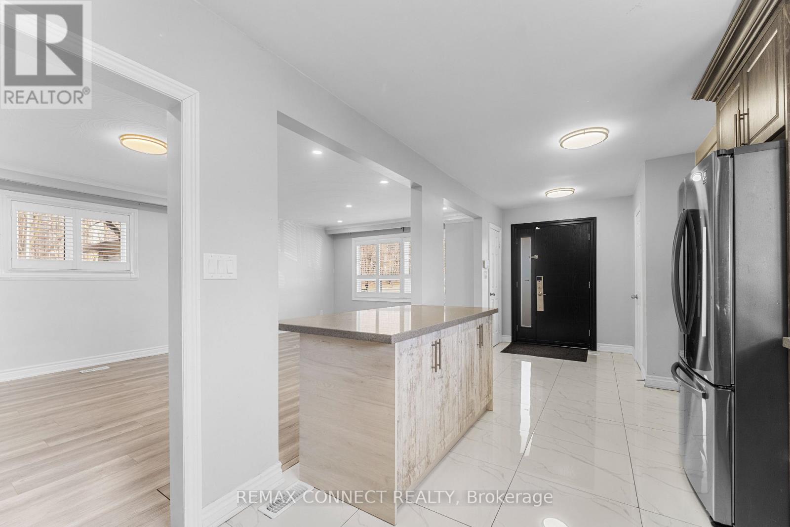 54 SARATOGA DRIVE, Toronto (Bendale), Ontario, M1P4J1 — Photo 3