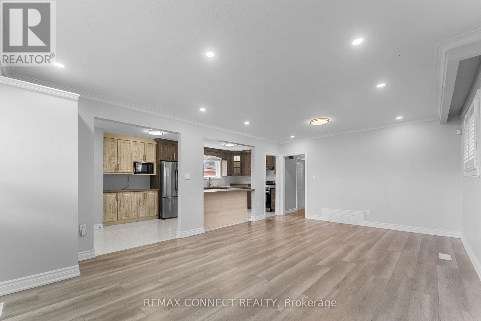 54 SARATOGA DRIVE, Toronto (Bendale), Ontario, M1P4J1 — Photo 7