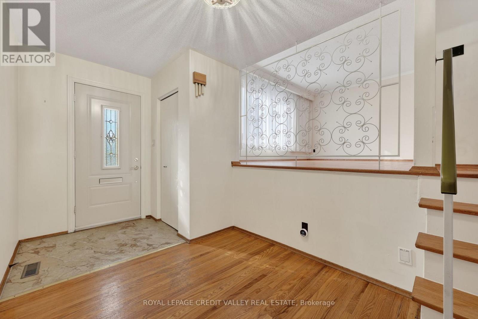 20 WILLIS DRIVE, Brampton (Brampton East), Ontario, L6W1A9 — Photo 10