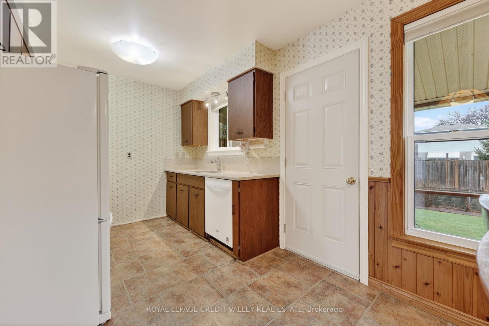 20 WILLIS DRIVE, Brampton (Brampton East), Ontario, L6W1A9 — Photo 11