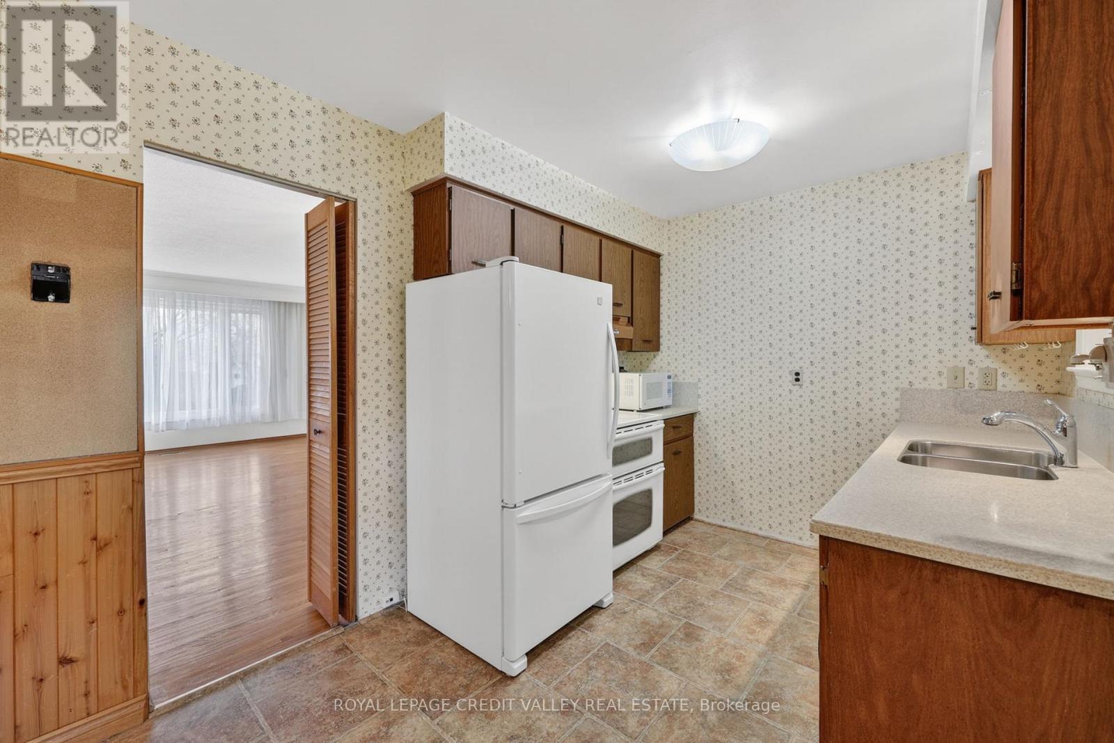 20 WILLIS DRIVE, Brampton (Brampton East), Ontario, L6W1A9 — Photo 12