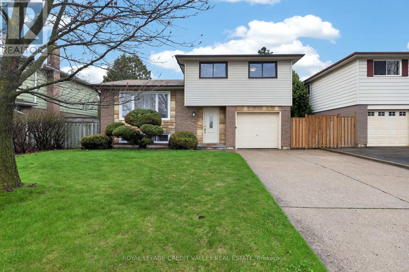 20 WILLIS DRIVE, Brampton (Brampton East), Ontario, L6W1A9 — Photo 4